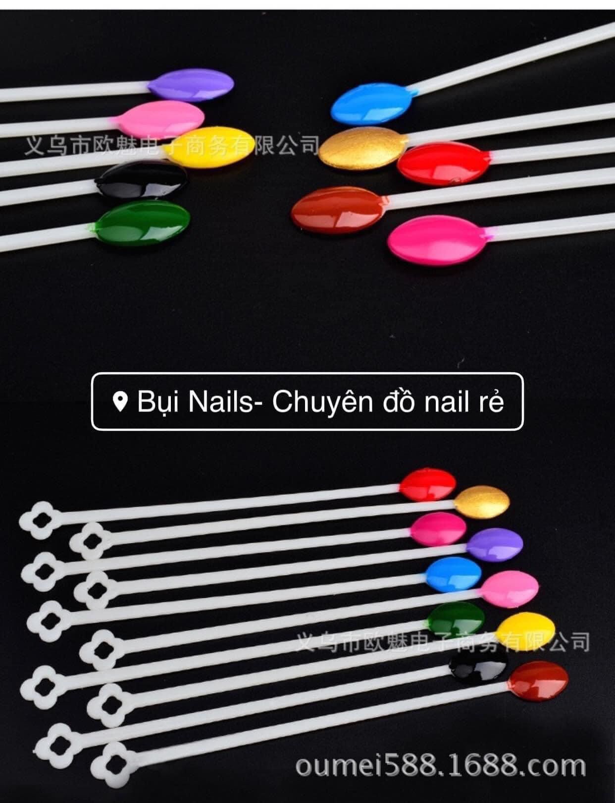 MÓNG QUE TRÒN 100 Que