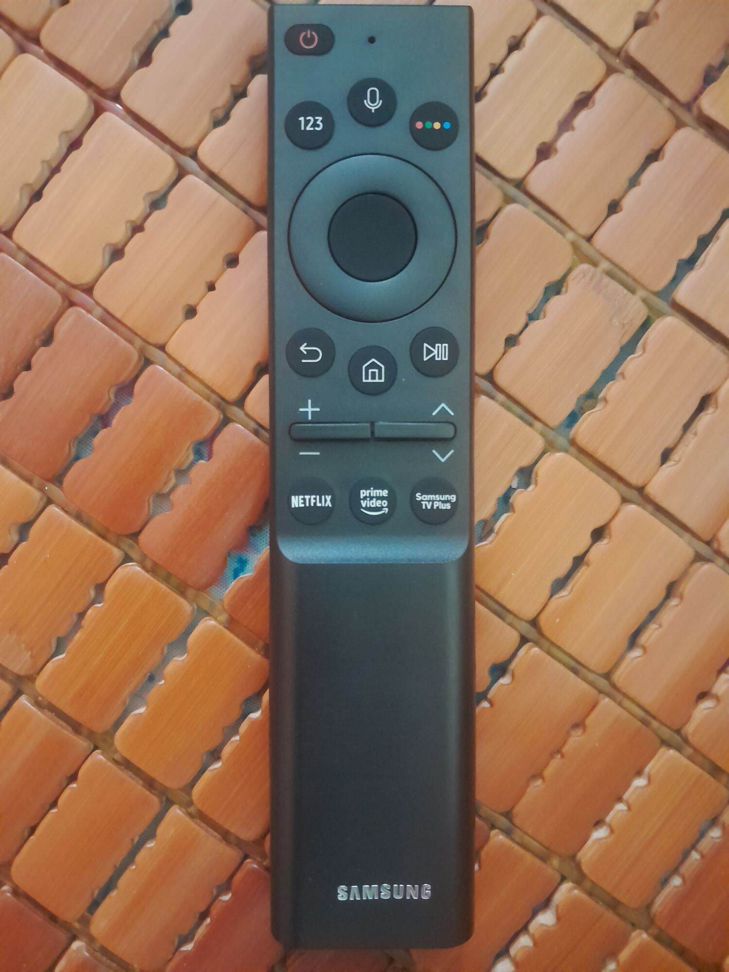 Remote điều khiển tivi SAMSUNG giọng nói chính hãng - Giải pháp tiện lợi cho trải nghiệm xem Tivi