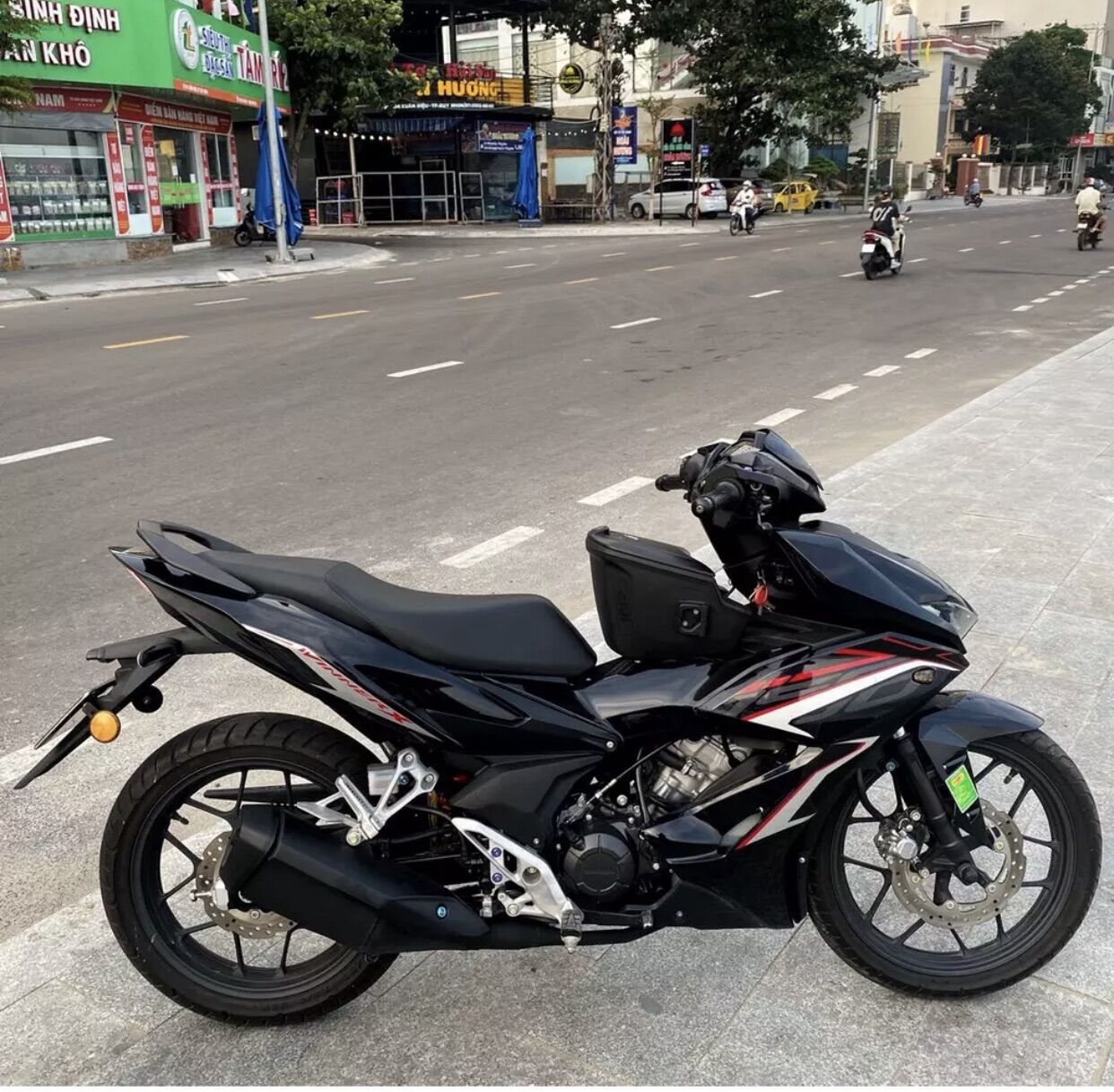 Cảng Sau Winner V1 Gắn Winner X ( Không cần chế )
