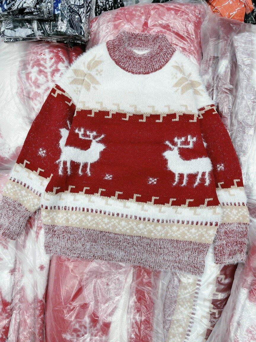 Áo len họa tiết Noel độc đáo