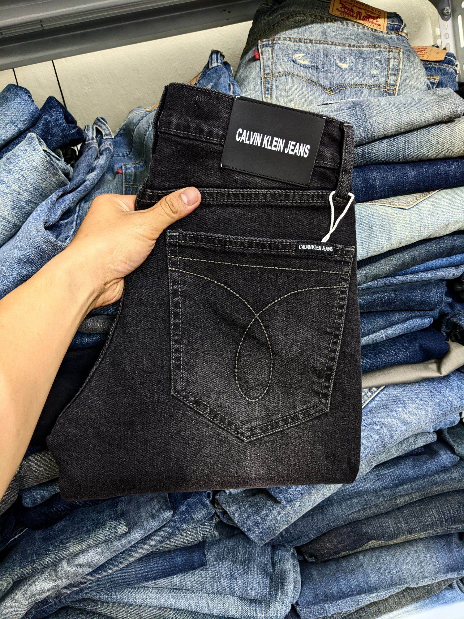 Quần jeans ck màu khói was nhẹ form đứng