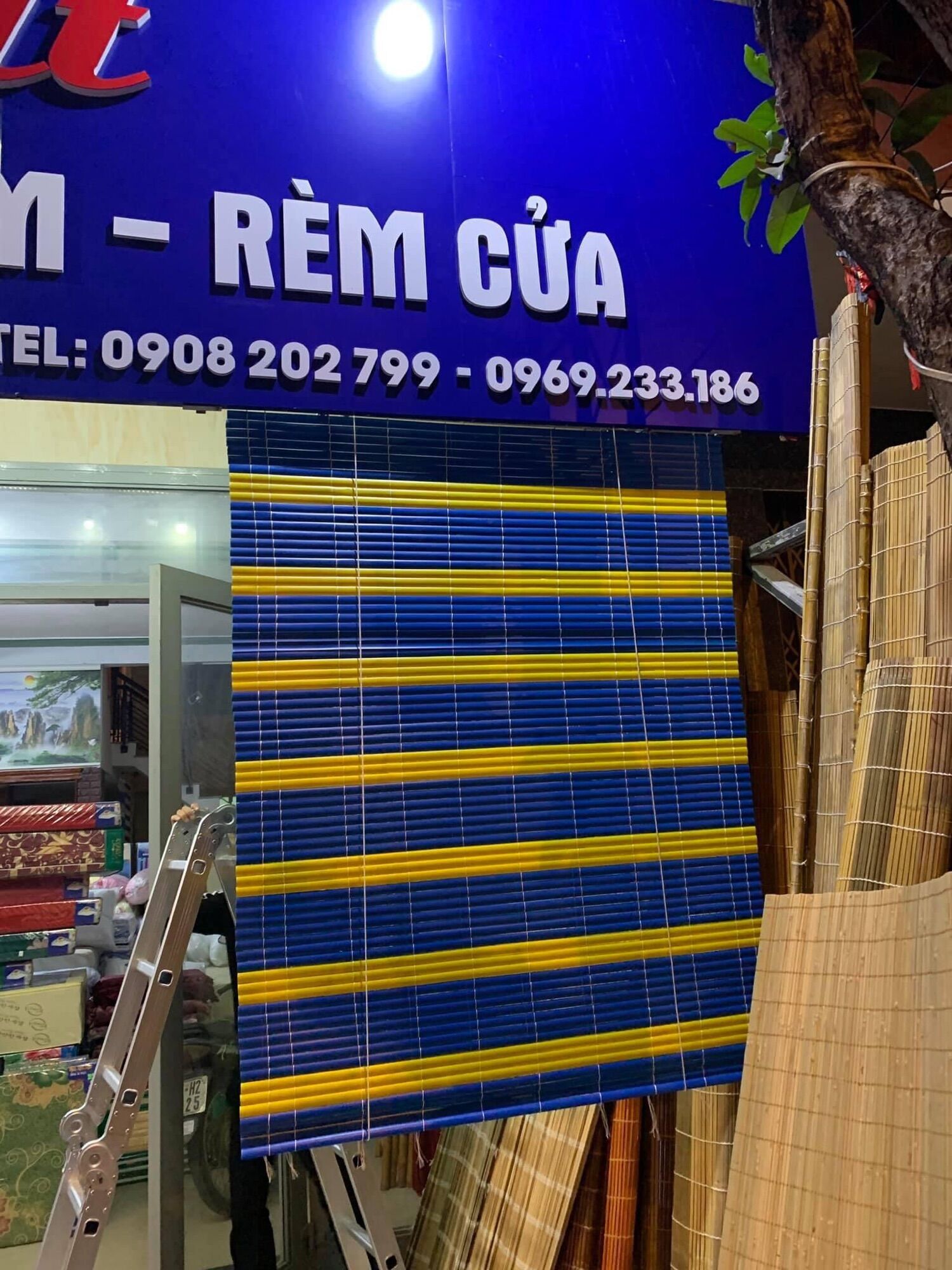 Mành sáo Nhựa che nắng, che mưa Ngoài Trời. Mành Rèm Nhựa che Mái Hiên Trương Học, Cafe.