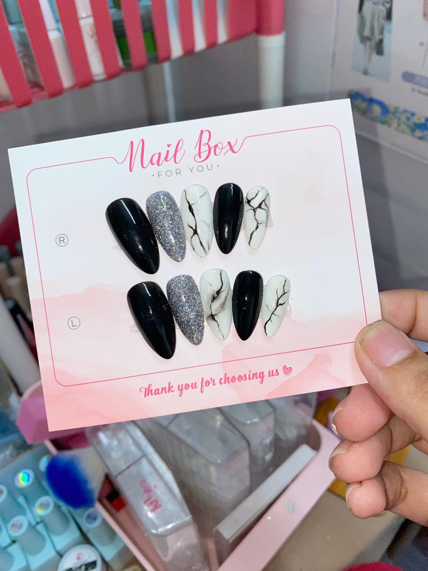 Nailbox thiết kế theo yeu cầu-mẫu nail vâm đá