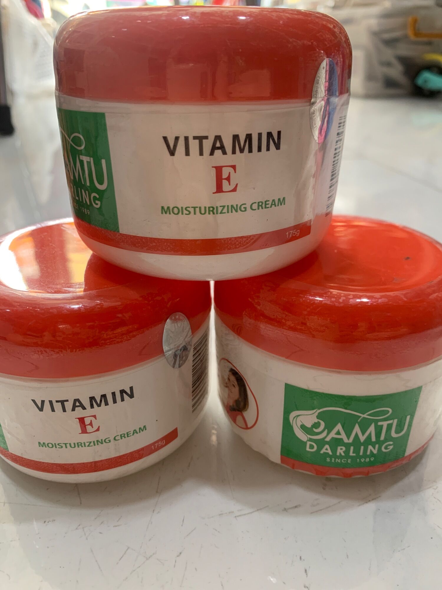 Kem Massage Giữ Ẩm Dưỡng Da Vitamin E