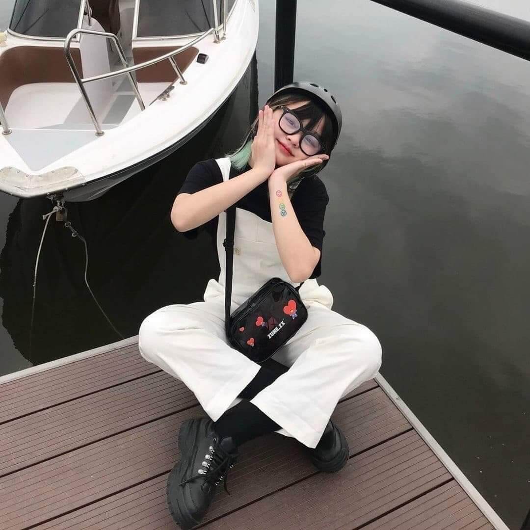 Yếm quần chỉ nổi siêu hót hit