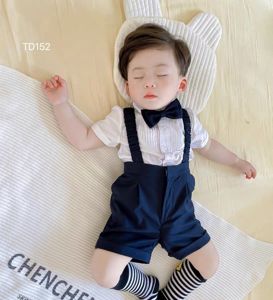Set yếm công tử bé trai