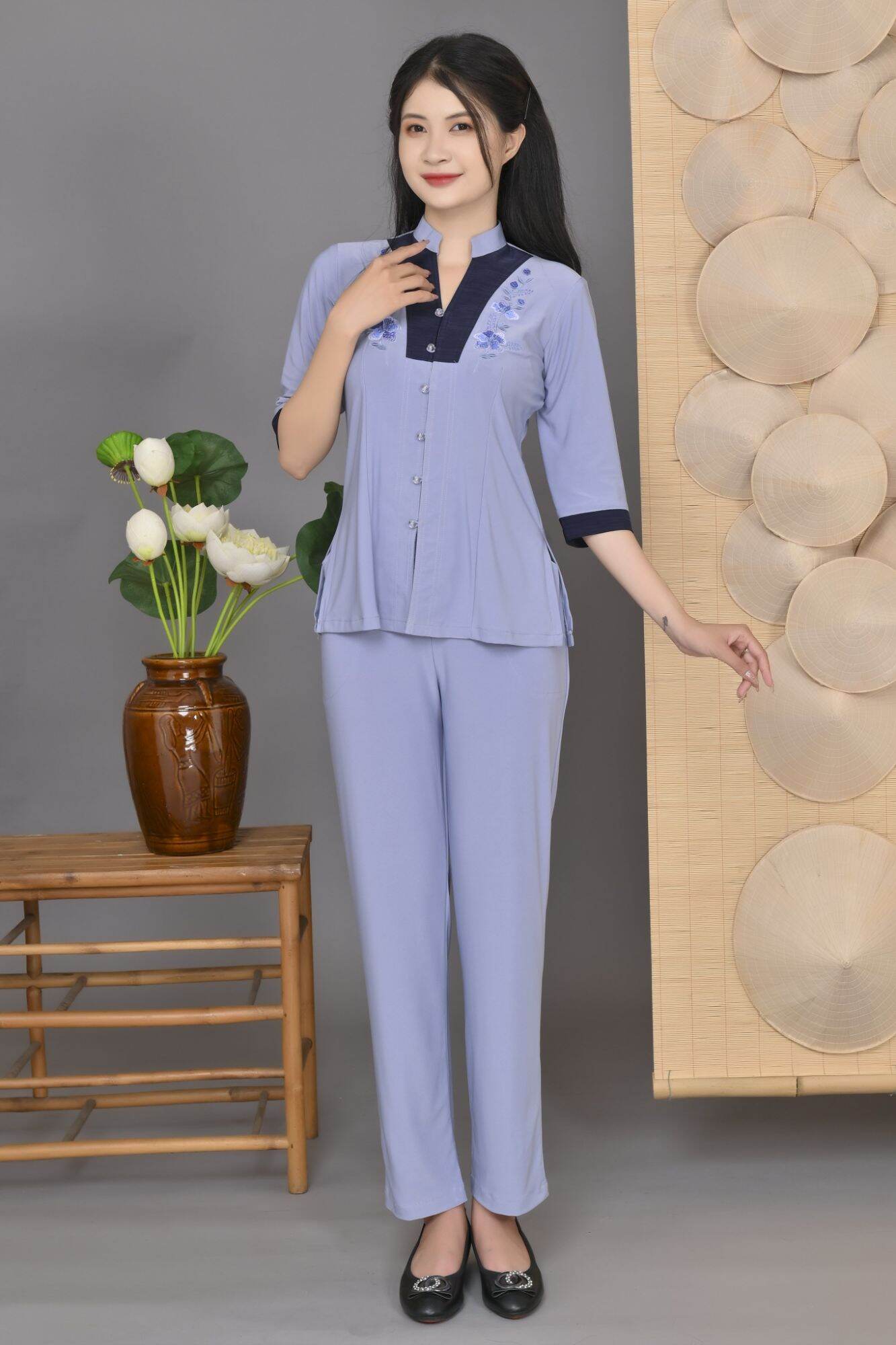 Đồ lam đi chùa - mẫu thun trụ phối
