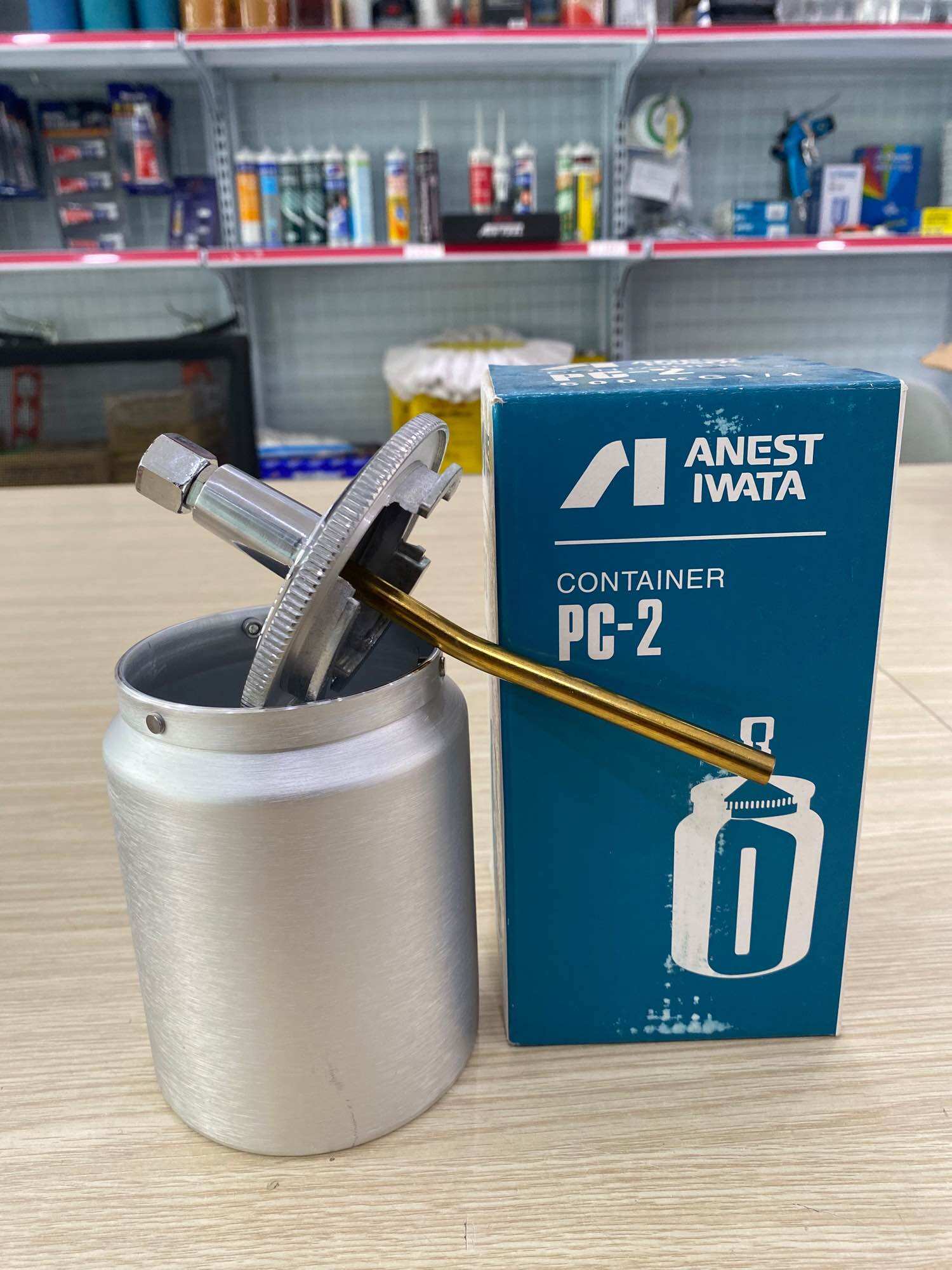Cốc chứa sơn Iwata PC-2 (Dung tích 600ml, ren 1/4'')