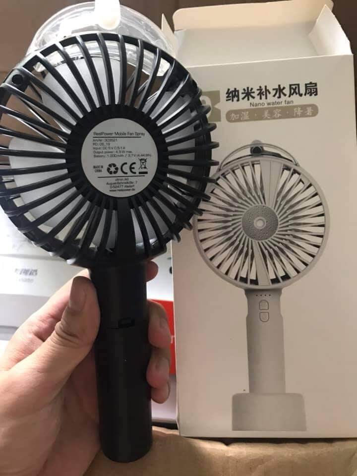 Quạt mini cầm tay phun sương
