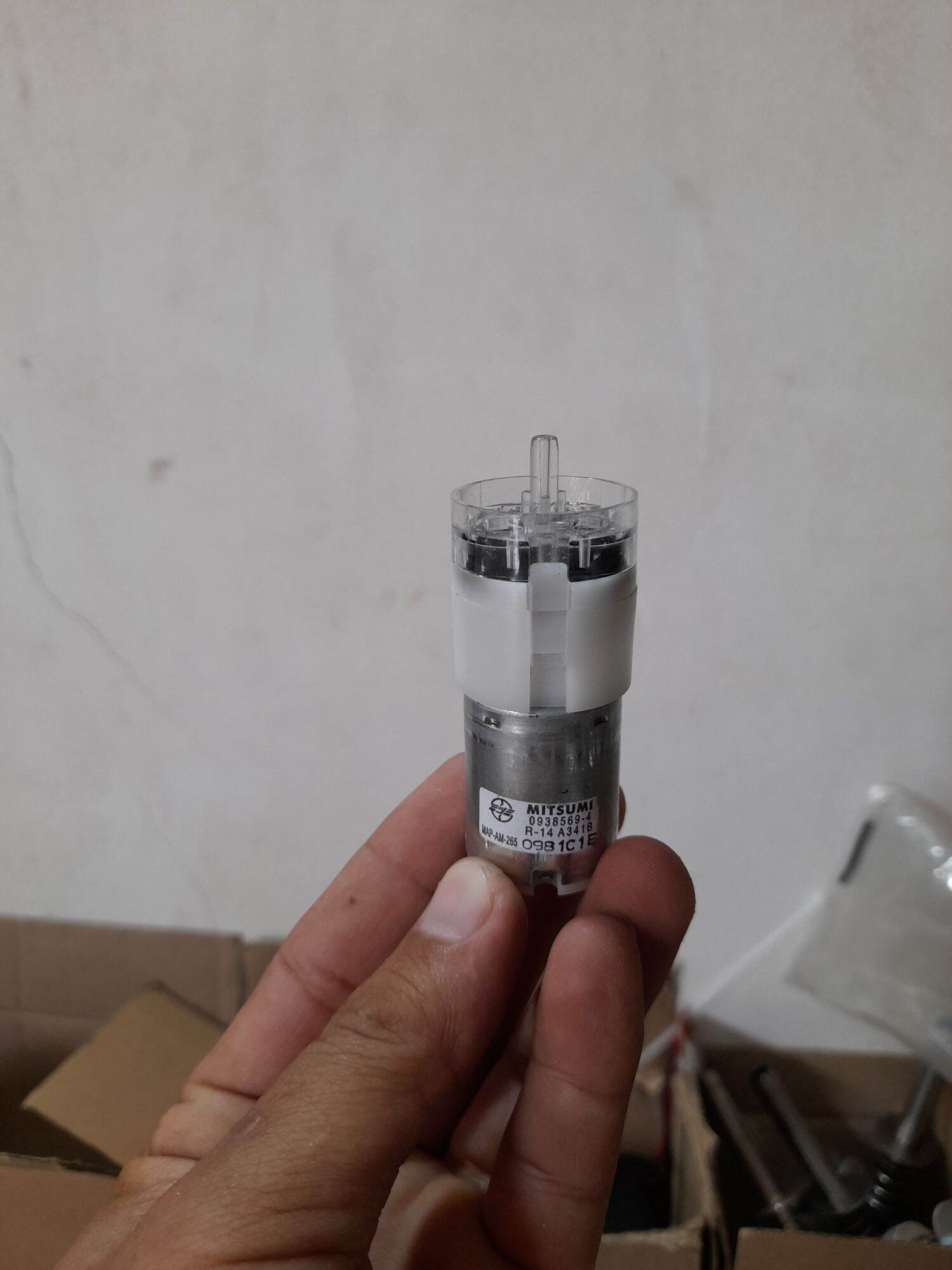 máy bơm hơi mini 6v