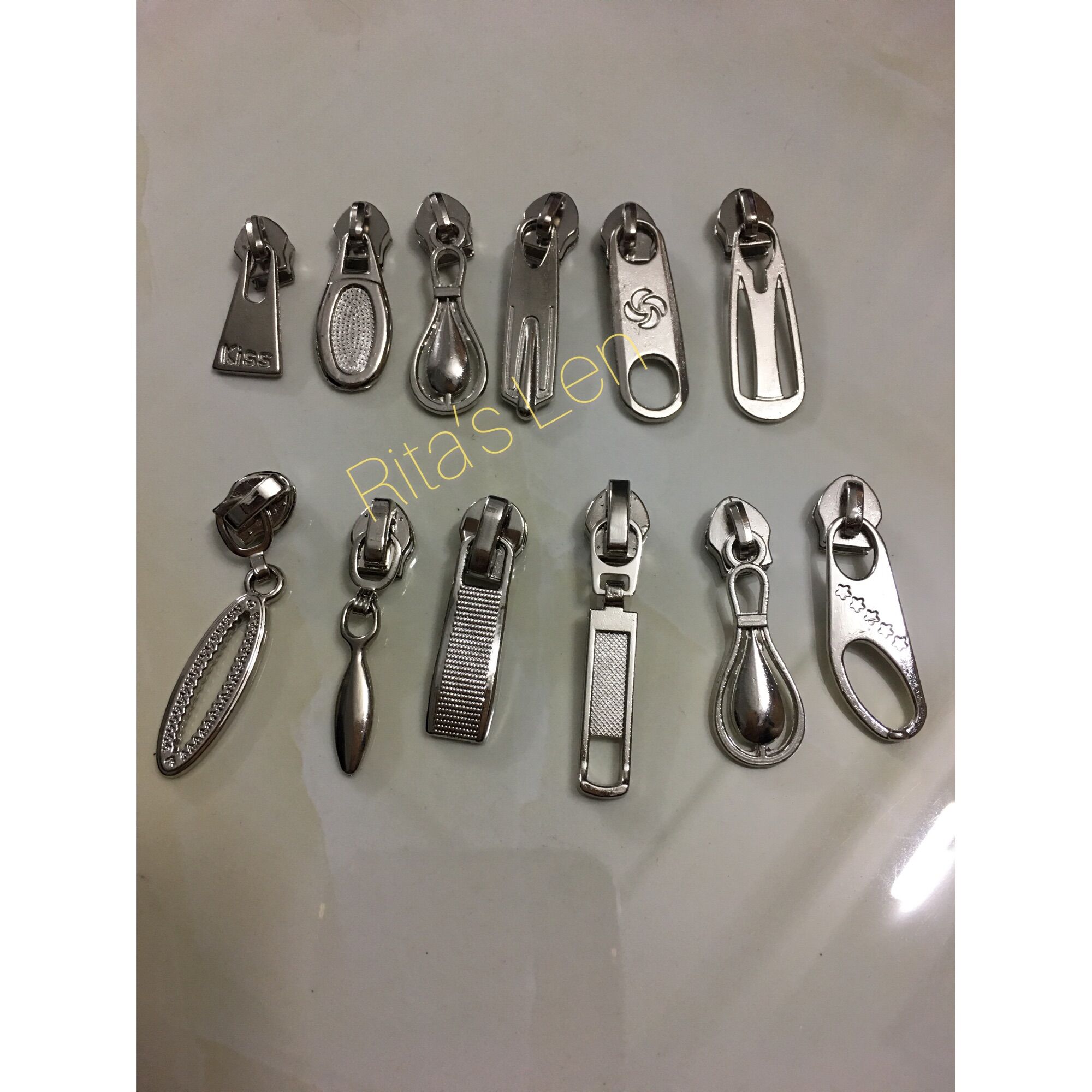 Đầu khoá gắn cho dây kéo răng nhựa răng 5 (5k/cái)