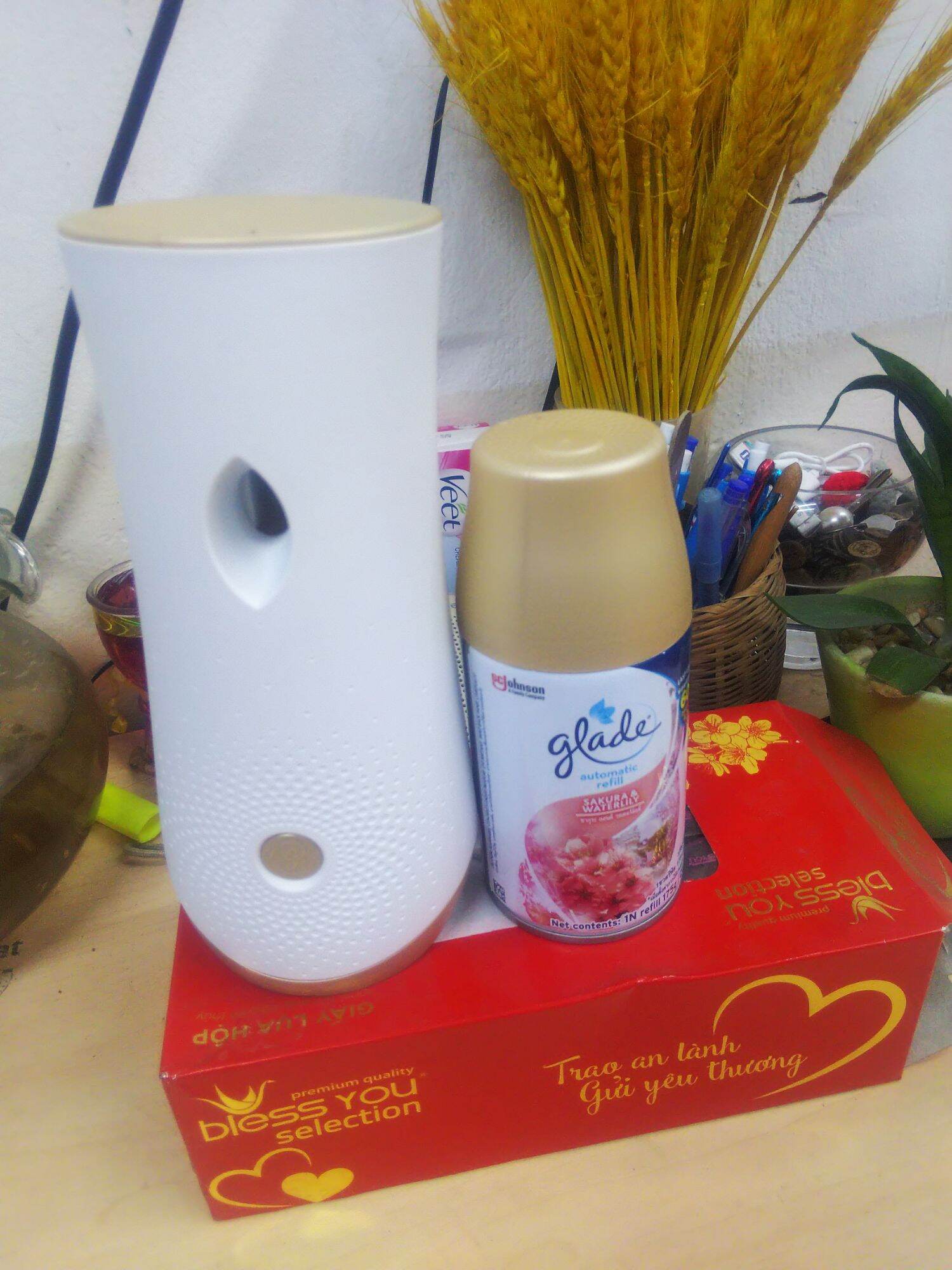 Bộ xịt phòng tự động thái lan Glade (hương sakura)