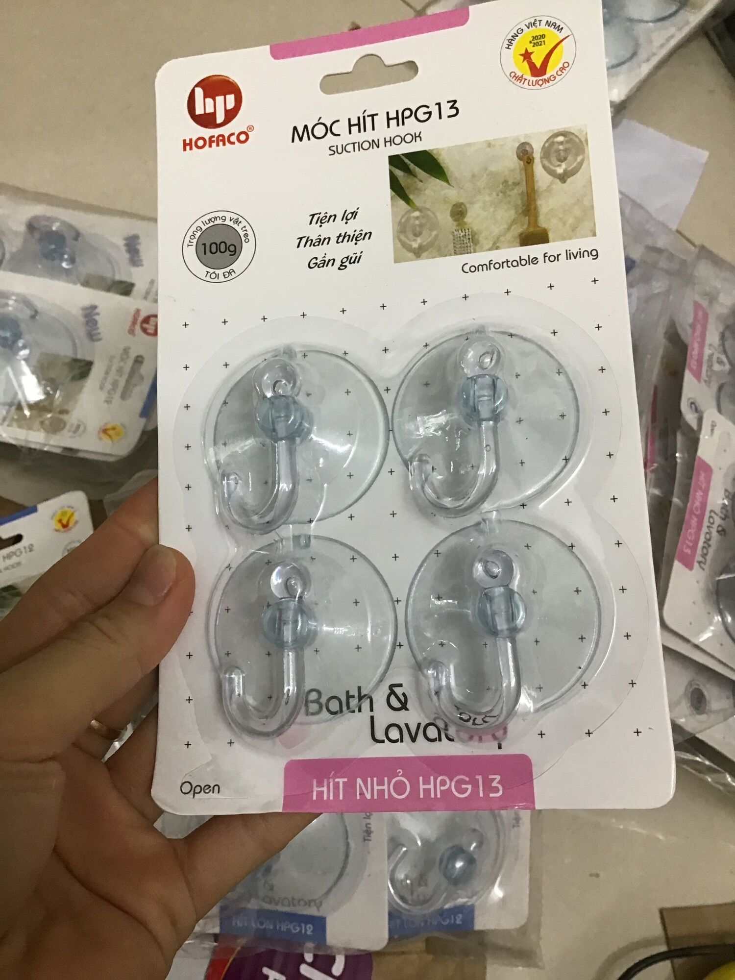 4 móc hít tường ,móc hít chân không cỡ 4cm