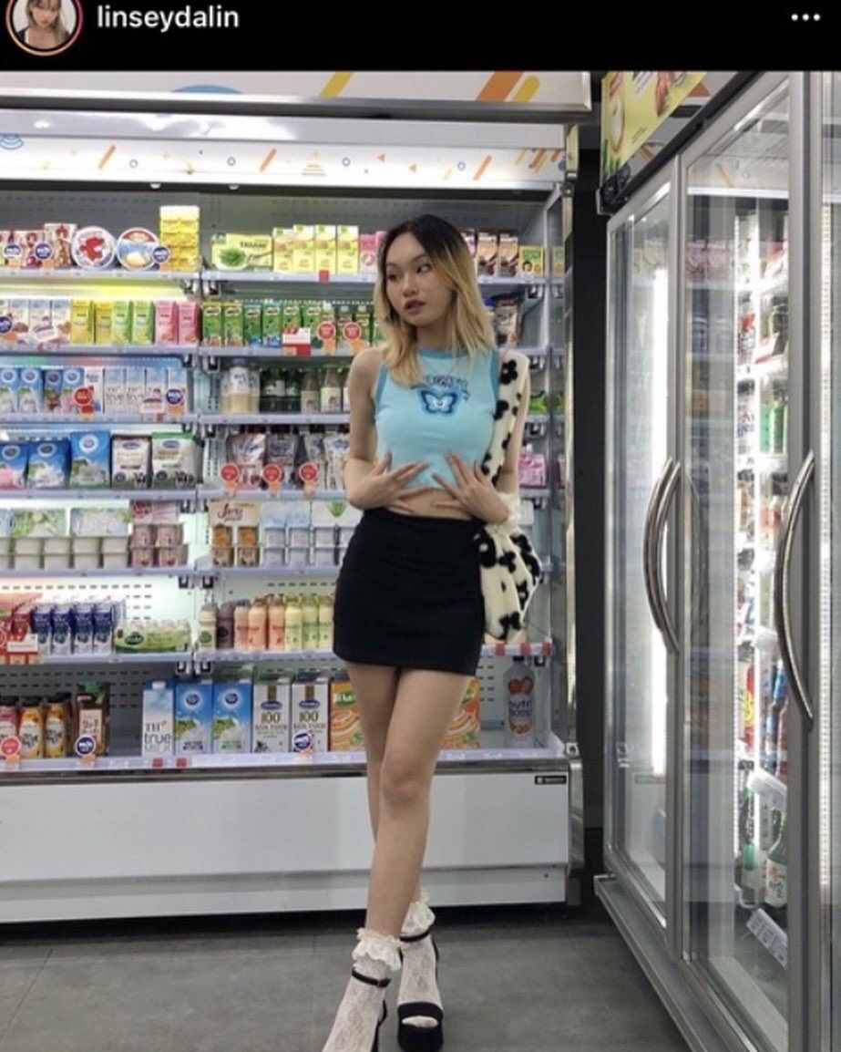 CÓ SẴN Giày xăng đan đế độn cao size 26