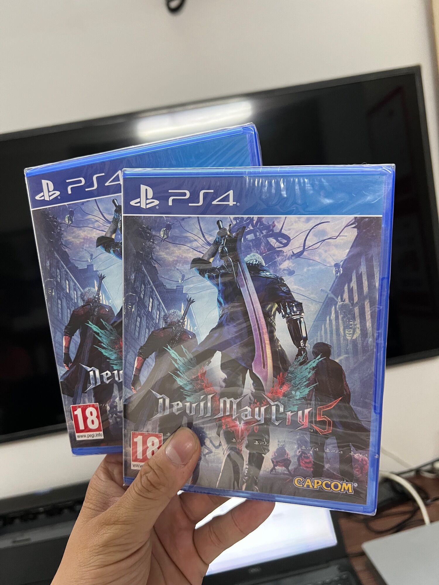 Đĩa chơi game PS4: Devil May Cry 5