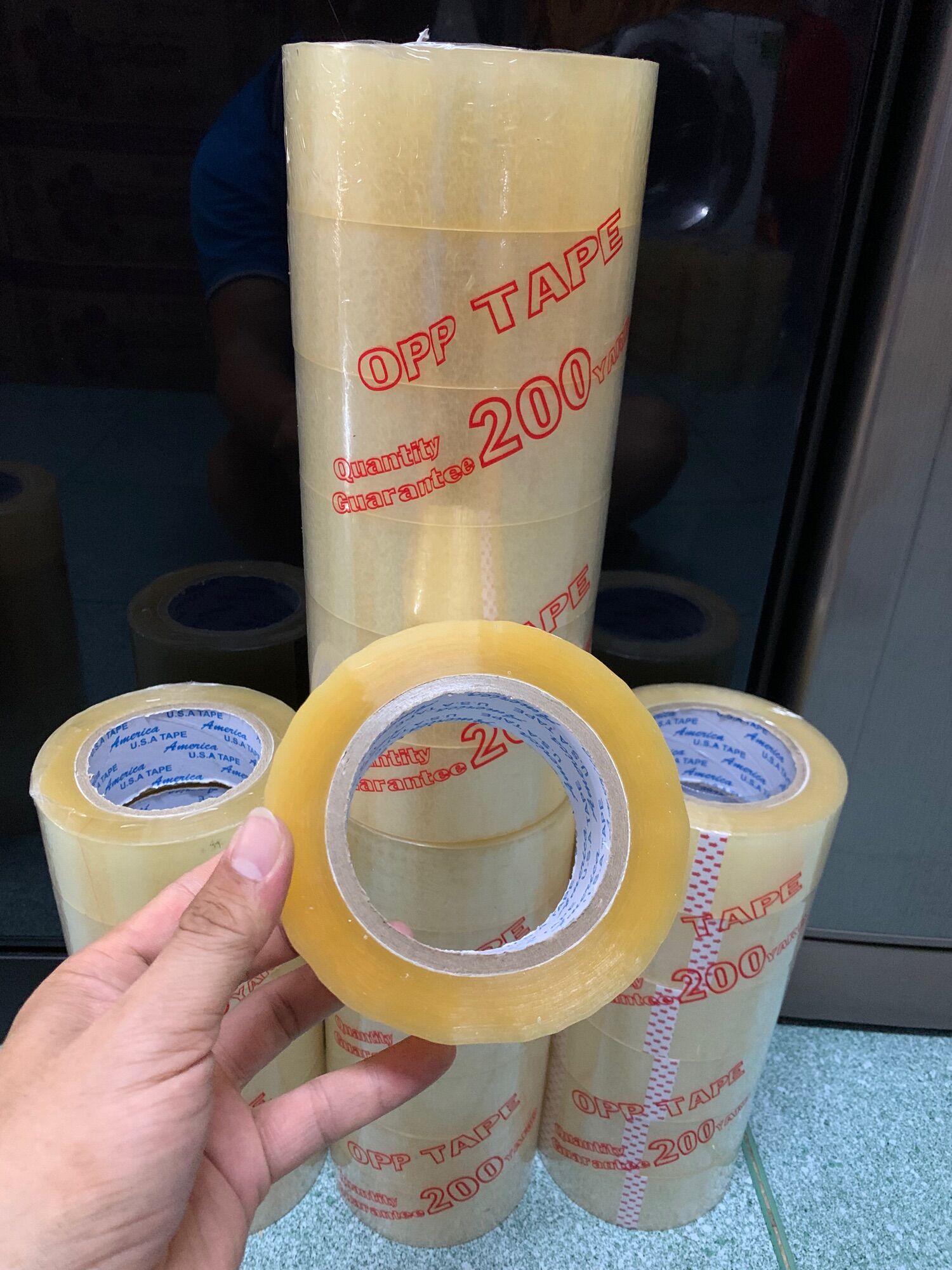 Cuộn băng keo 200yard- 300gram/ cuộn- hàng chuẩn bám dính tốt