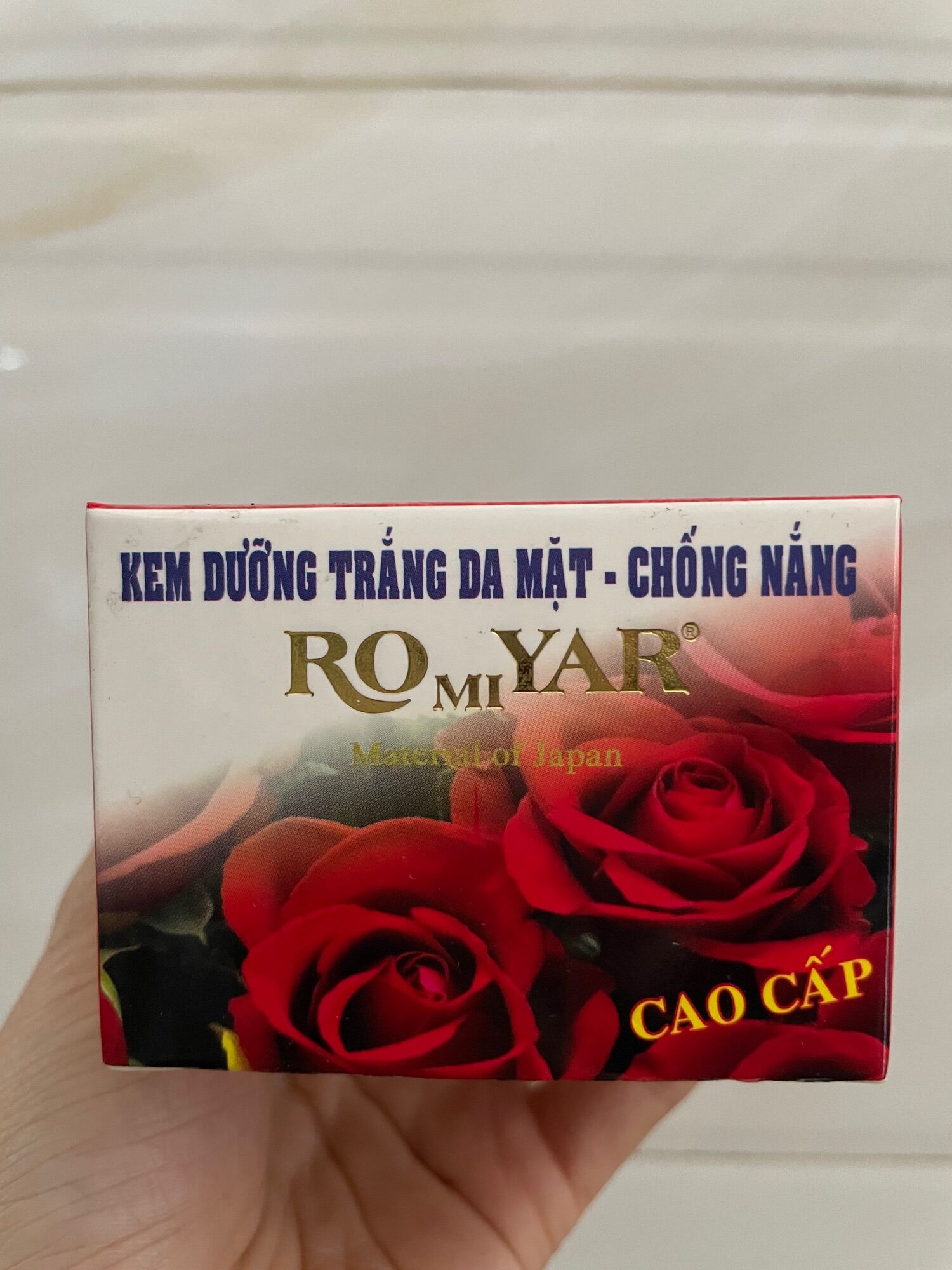 Kem Romiyar trắng da mặt chống nắng 15gram