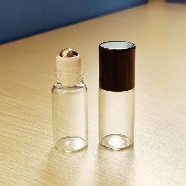 3 Vỏ chai thủy tinh trong suốt 3ml 3 màu nắp bi lăn thép không rỉ sáng bóng bao đẹp