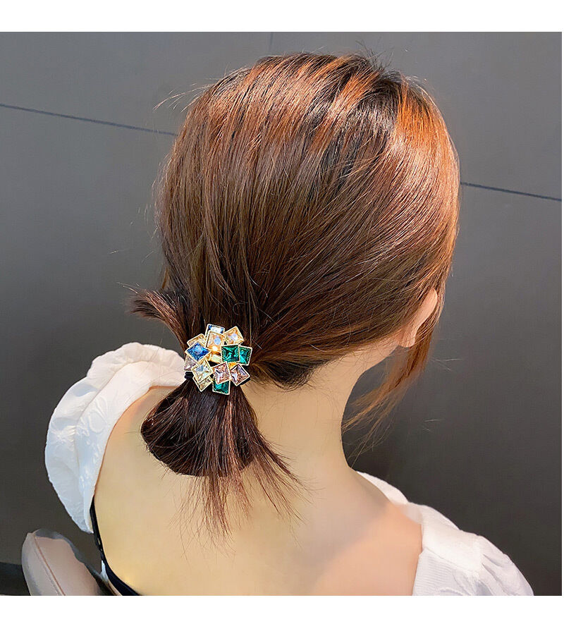 Dây buộc tóc đính đá
