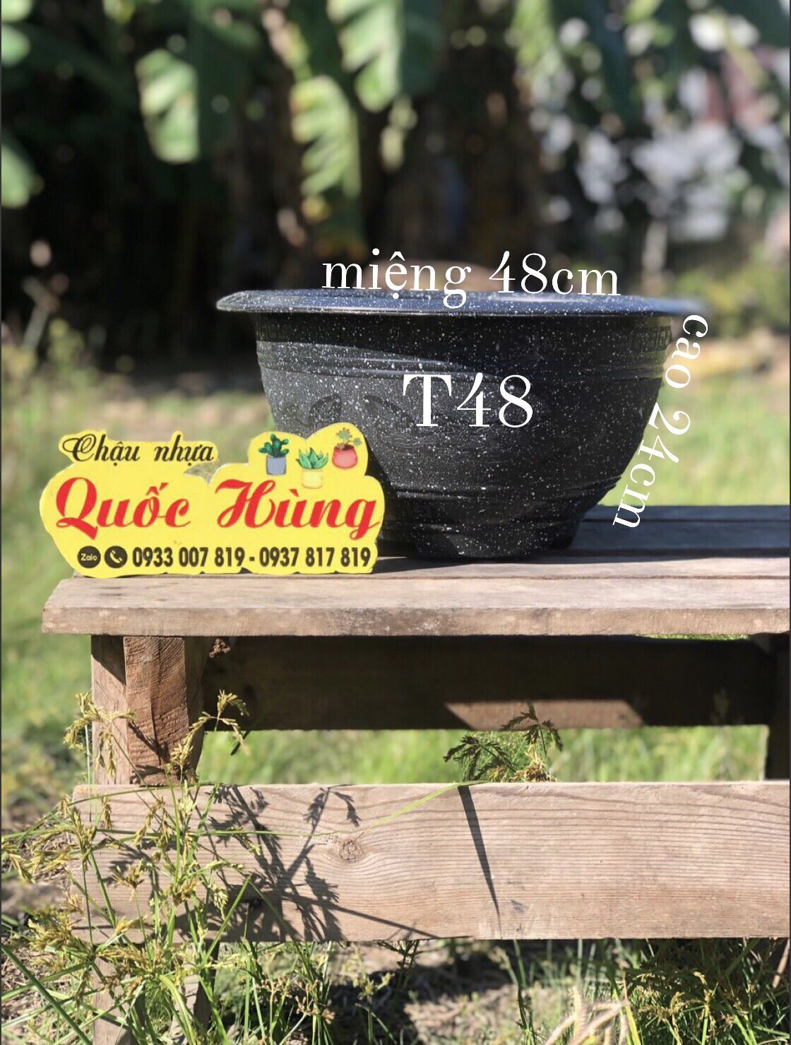Chậu nhựa trồng cây truyền thống T48 giả đá đen