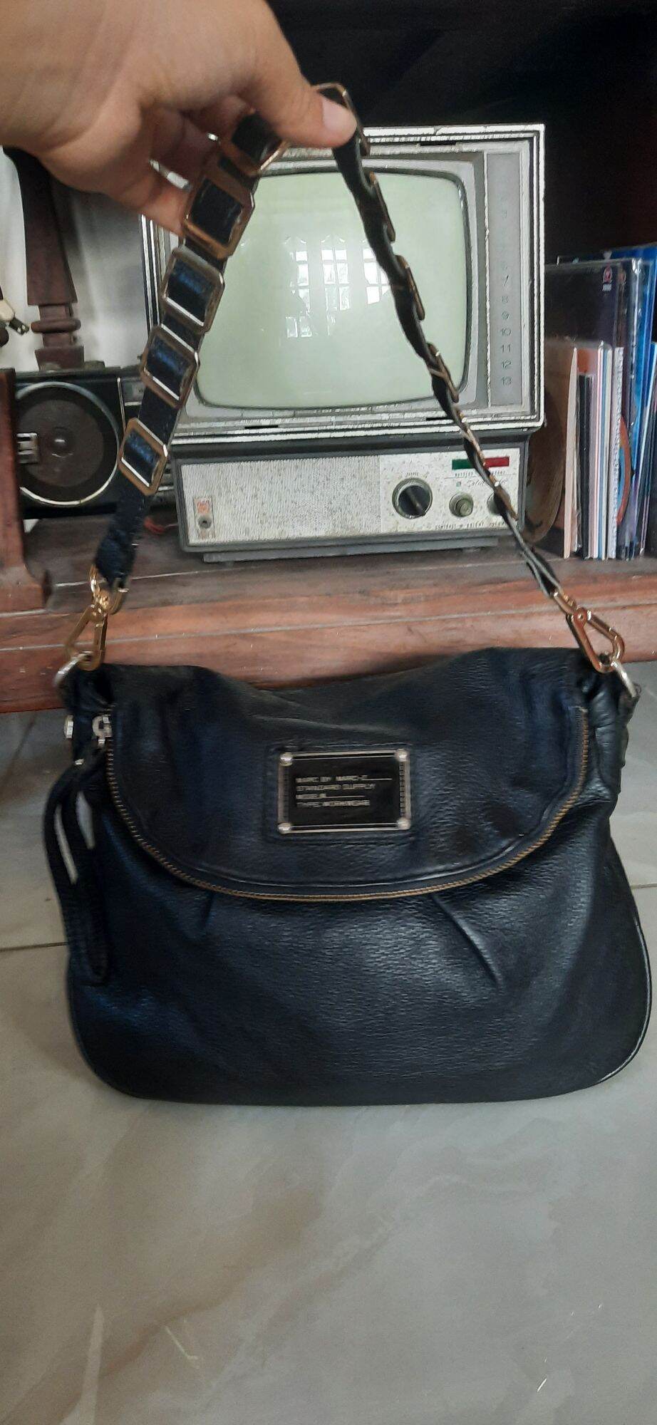 túi đeo vai nữ hiệu xịn xò Marc Jacobs