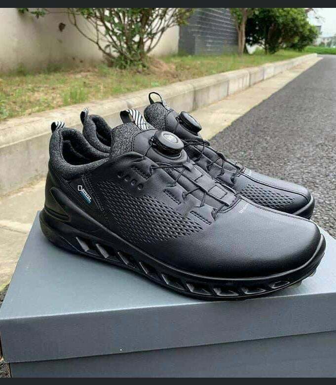 Giày ECCO núm vặn