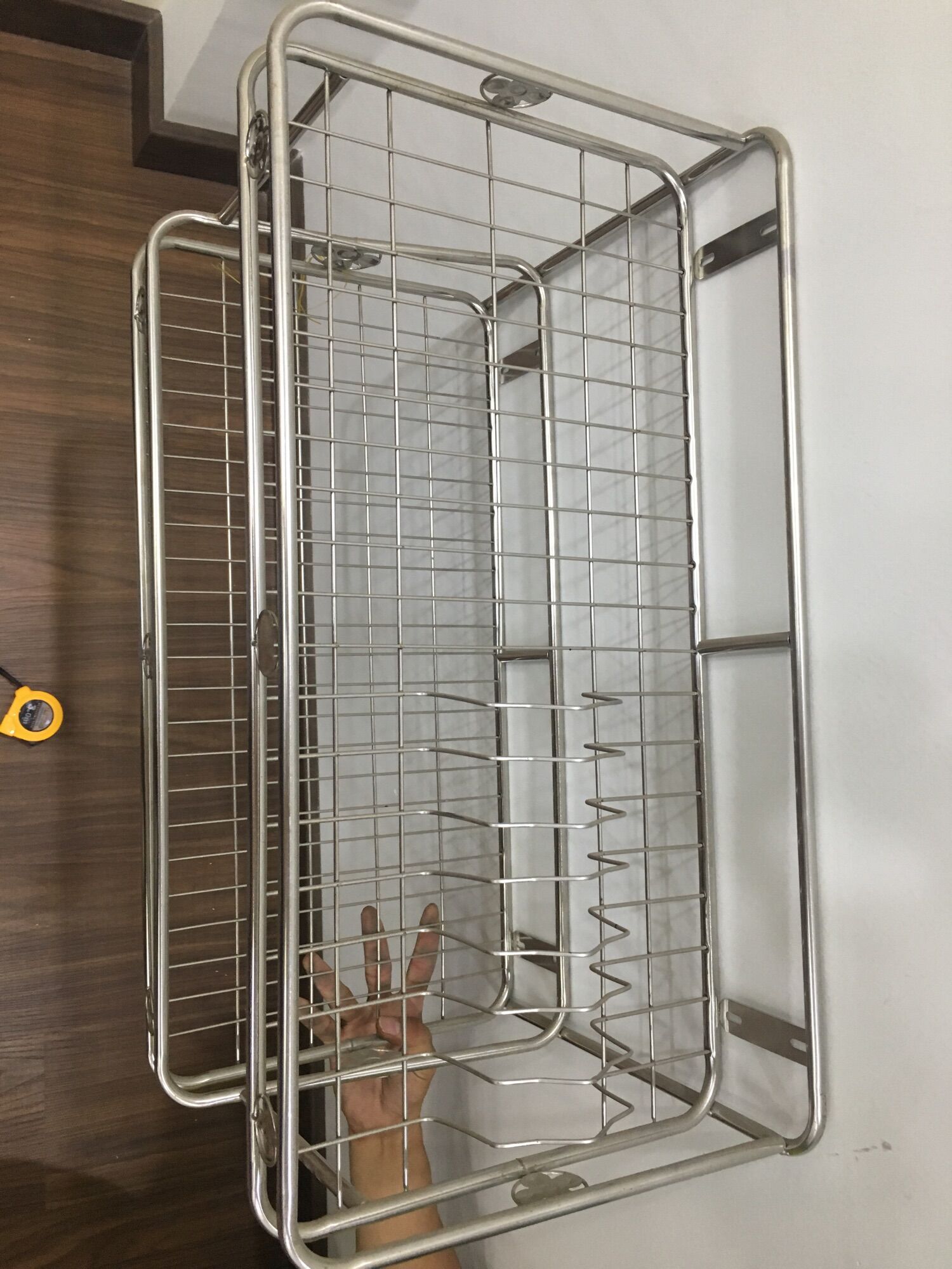 [HCM]KỆ ÚP CHÉN ĐĨA INOX TREO TƯỜNG 2 TẦNG CÓ MÓC TREO ĐỒ
