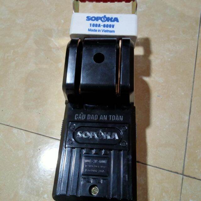 Cầu dao 2pha 100A cực đúc SOPOKA