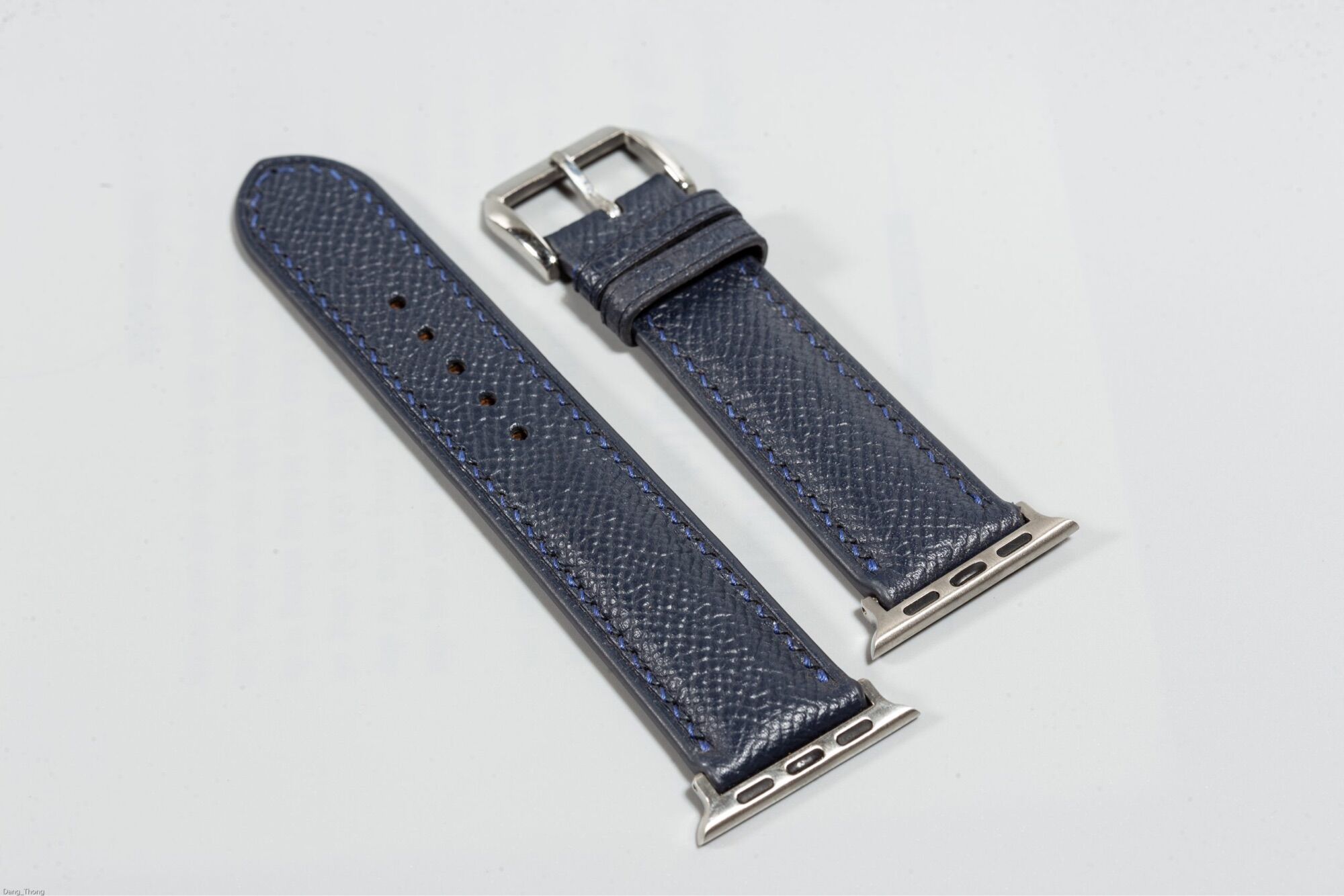 Dây đồng hồ chốt lò xo da bò epsom handmade màu xanh chỉ xanh