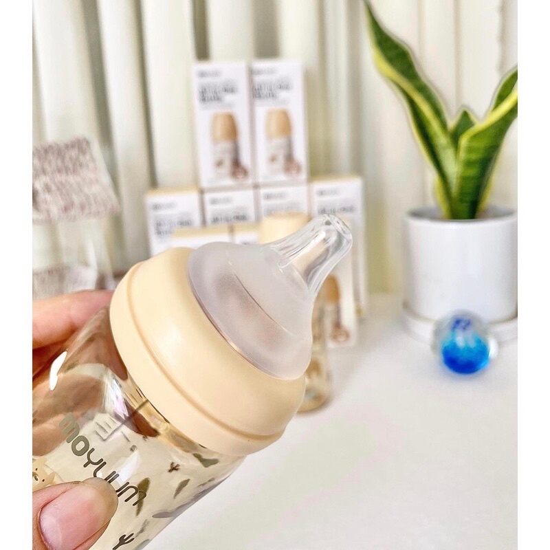 Bình sữa Moyuum lạc đà 170ml/270ml đẹp cho bé