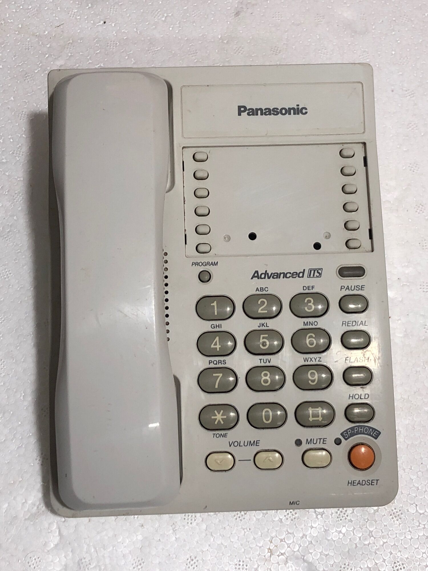 Điện thoại bàn panasonic kx-t2373