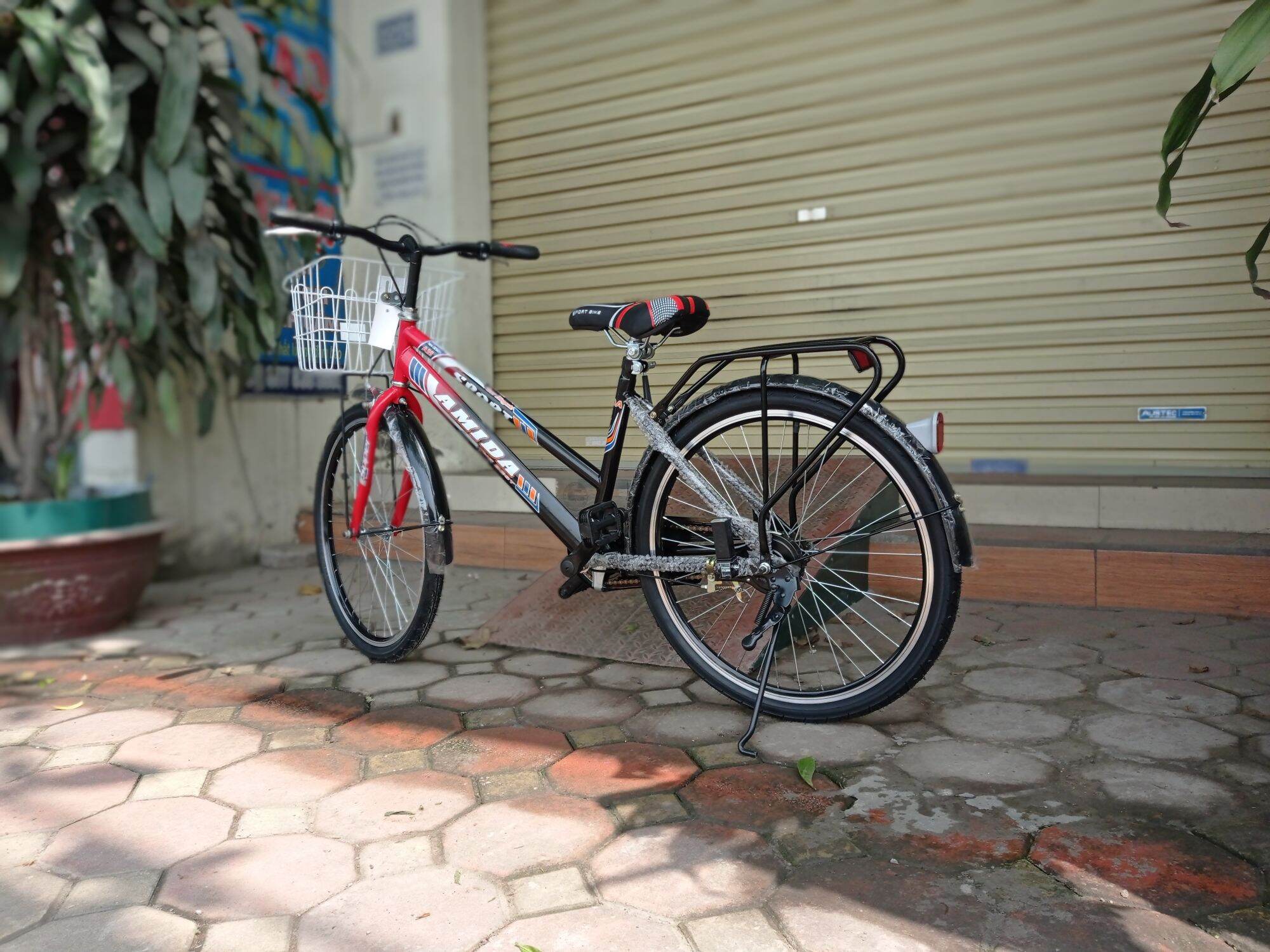 Xe đạp cào cào Amida