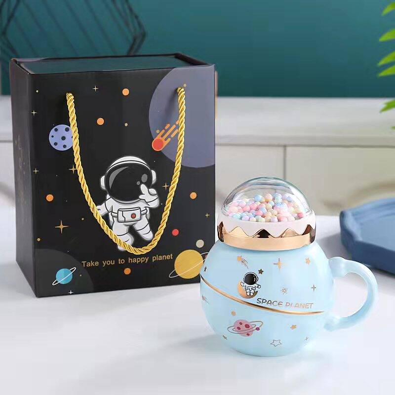 Cốc gốm sứ hoạt hình không gian cốc mug phi hành gia có muỗng nắp hộp gấm cốc đôi cặp đôi đáng yêu nam nữ quà tặng kèm tay