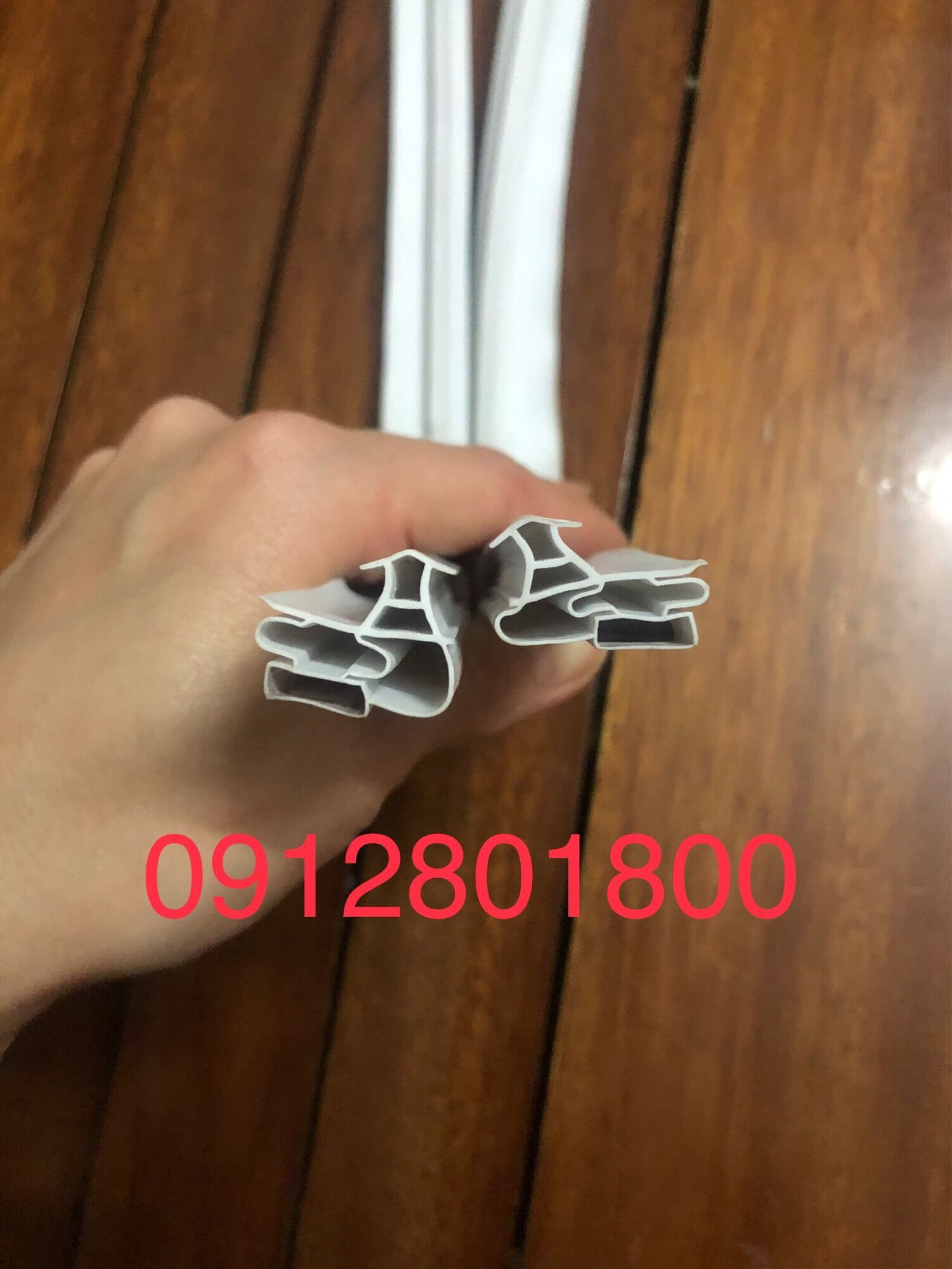 Gioang cài gài tủ lạnh dài 1.8 mét - Zoang, Ron cài tủ lạnh tủ mát