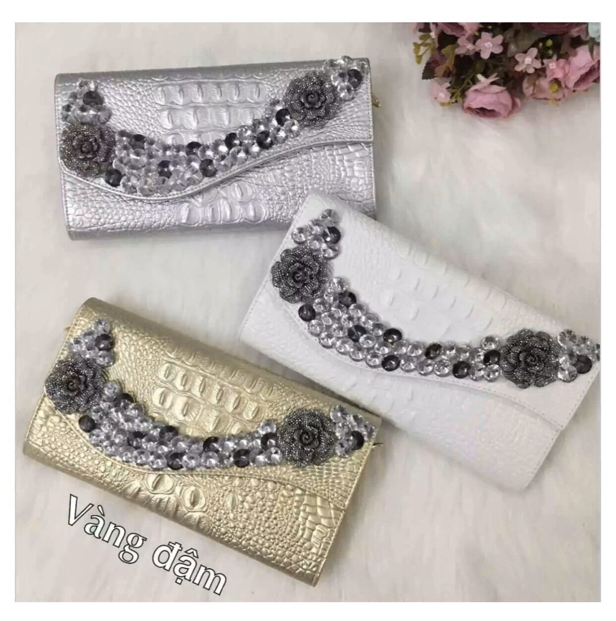 [HCM]VÍ CẦM TAY ĐÍNH ĐÁ SANG TRỌNG - V5562