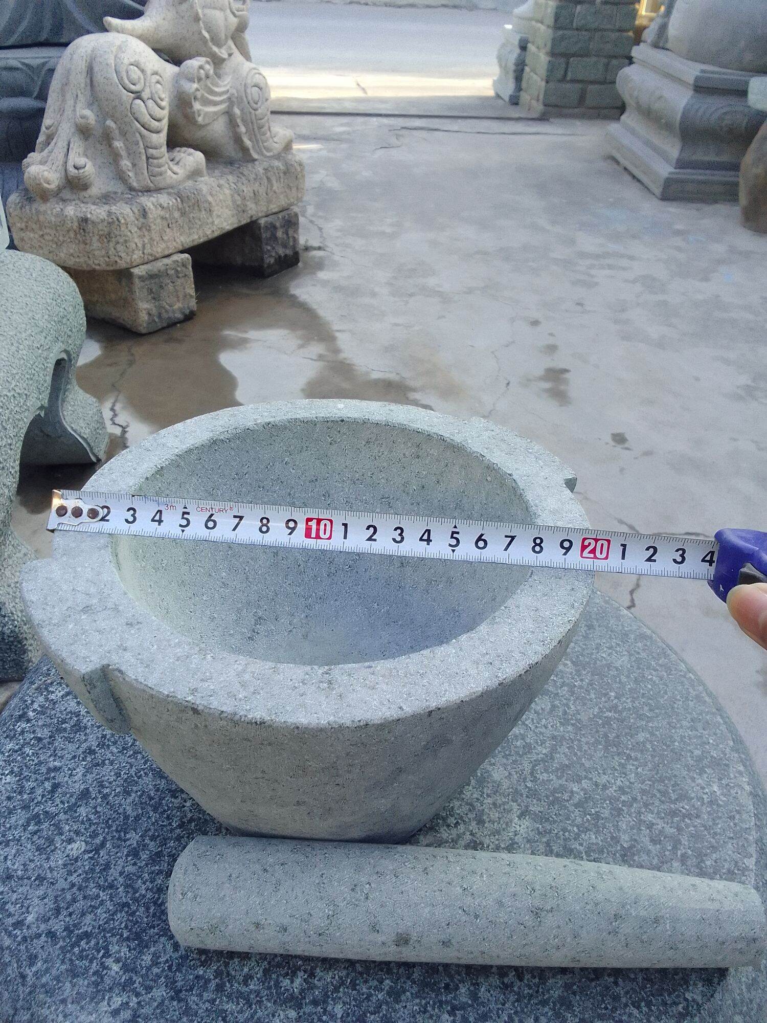 Cối và chày kích thước 20cm