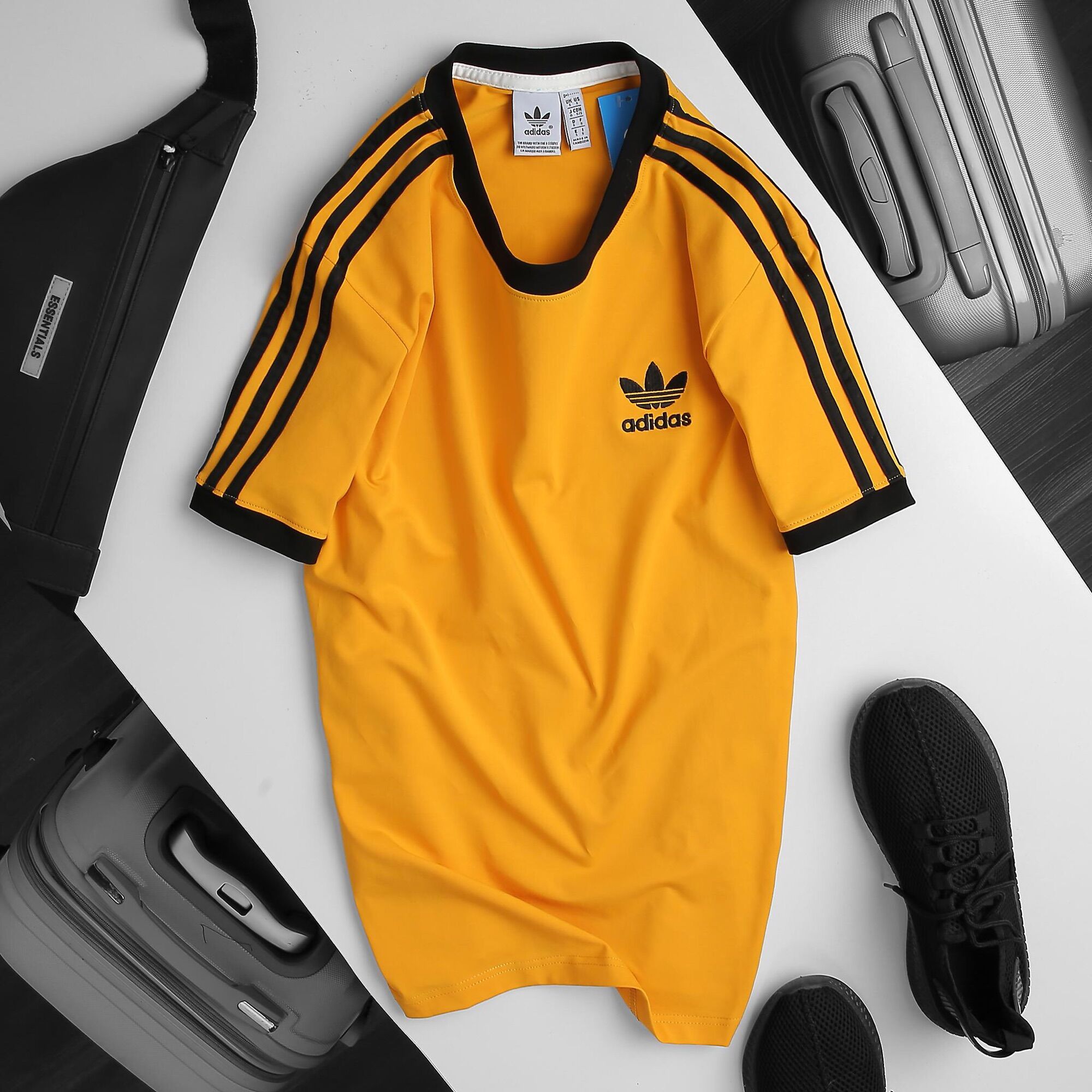 Áo adidas 3 sọc