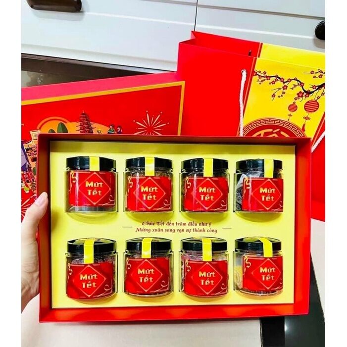 Hộp quà tết sum vầy 2023- hộp mứt tết mix set 8 hũ sang trọng - quà tặng doanh nghiệp , người thân tết