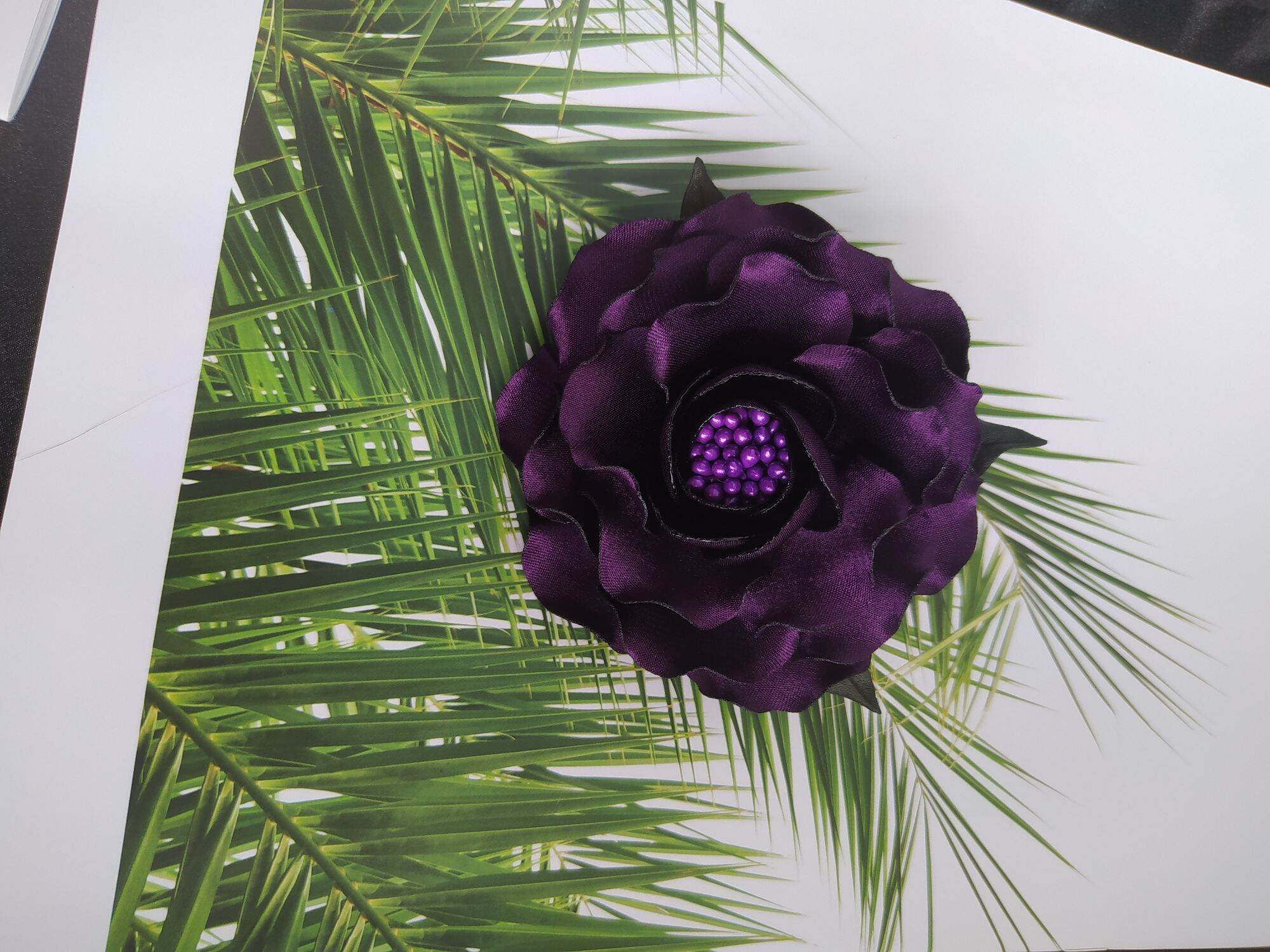 Hoa cài áo handmade Canto màu tím