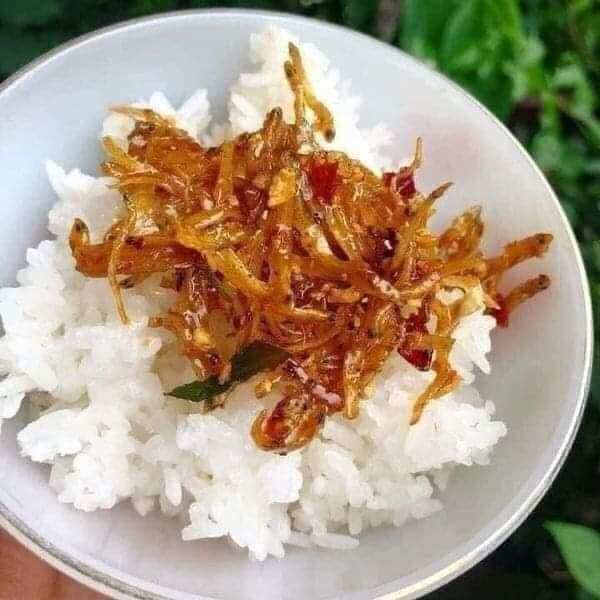 cá cơm rim