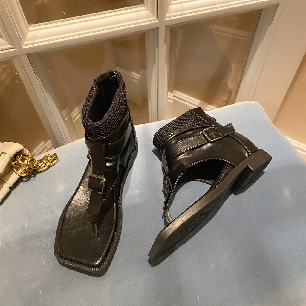 Giày boot Chiến binh xỏ ngón mũi vuông