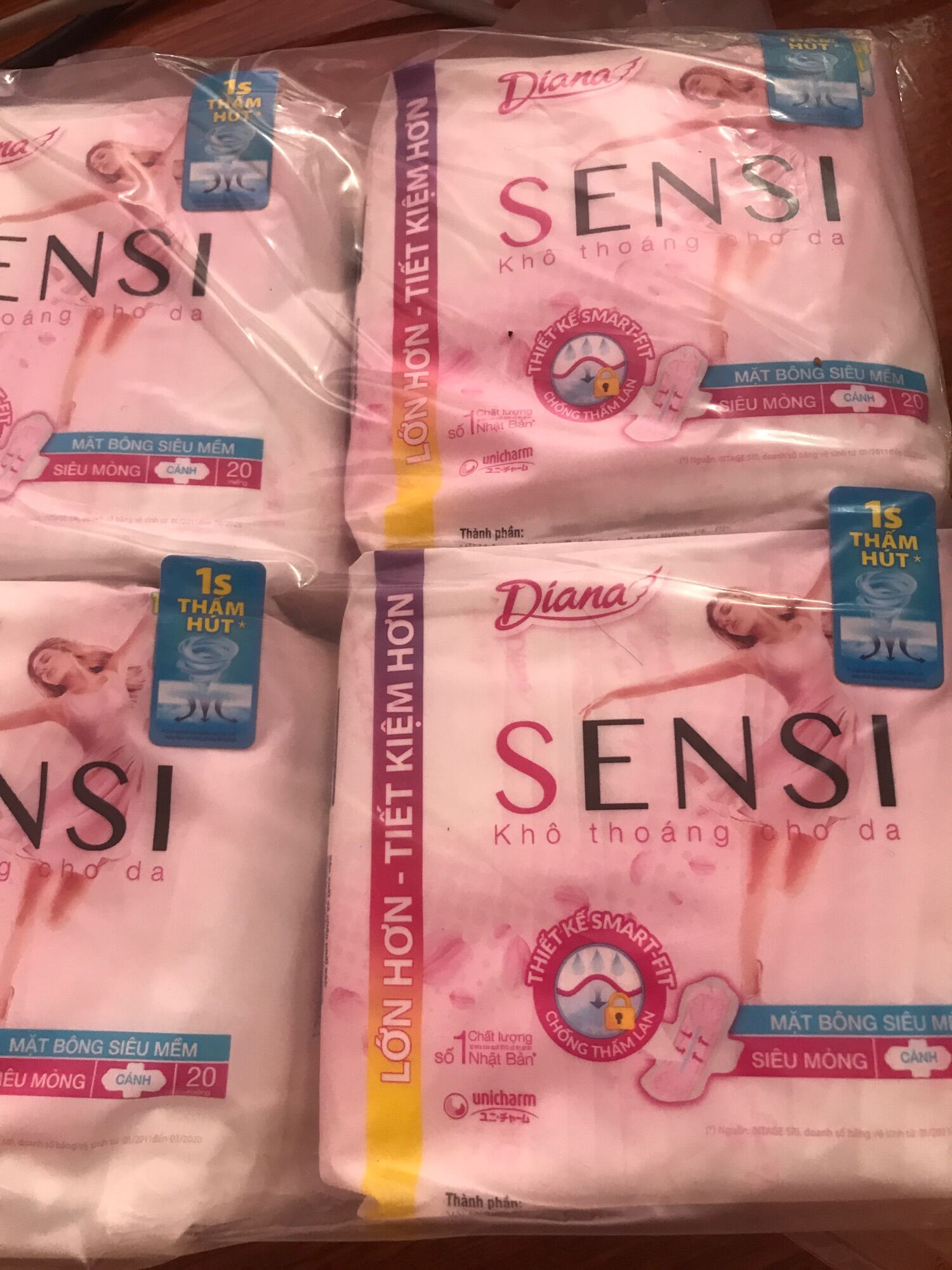 [HCM](Giá Thùng) Bvs Diana Sensi Siêu Mỏng Cánh 20 (Gói 20m - 24 g/thùng)