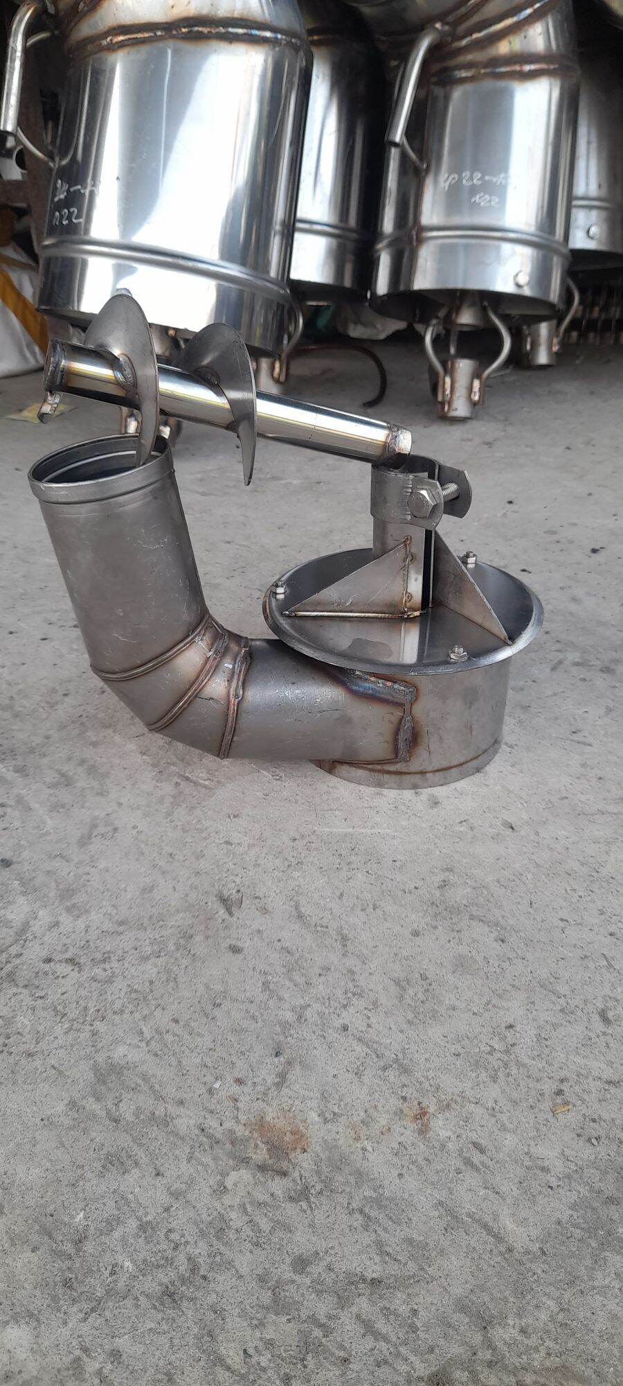 Bươn nước khoan bùn mũi ren 14 khoan xoắn dùng cho máy xăng 5.0 đến 7.5hp cốt thẳng đầu ra ống 76
