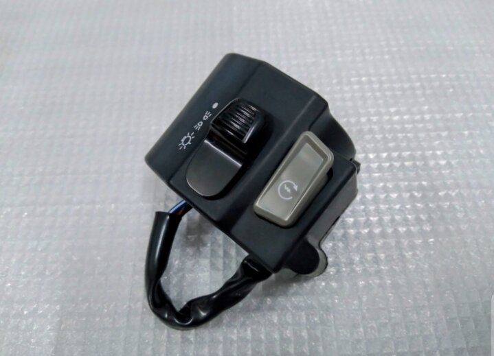 Cùm công tắc cho xe Sirius bên phải