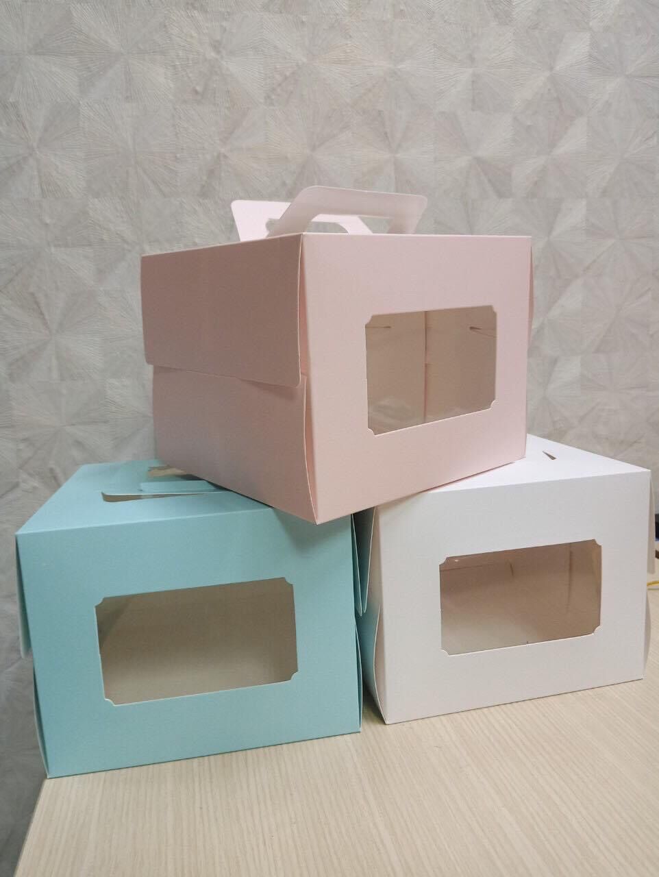 Hộp bánh kem 25cm cao 17cm. Set 2 hộp 2 đế sang chảnh! 3 màu Hồng,Trắng và Xanh siêu xinh kèm đế cứng cáp
