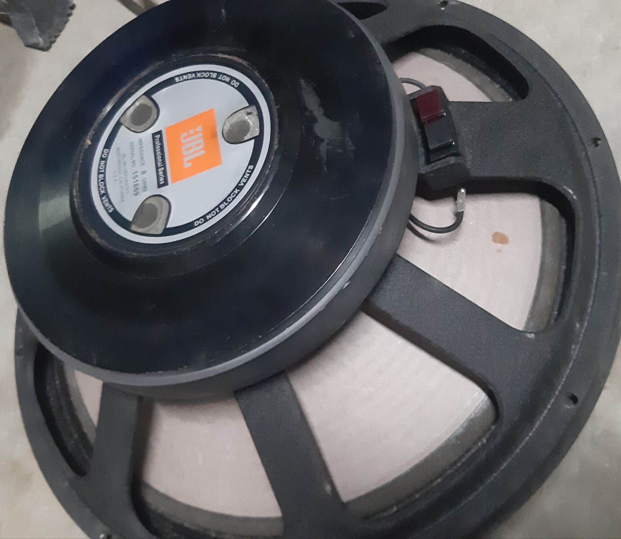 bass 40 chuyên sub từ 220 coil 100. giá 1 đôi