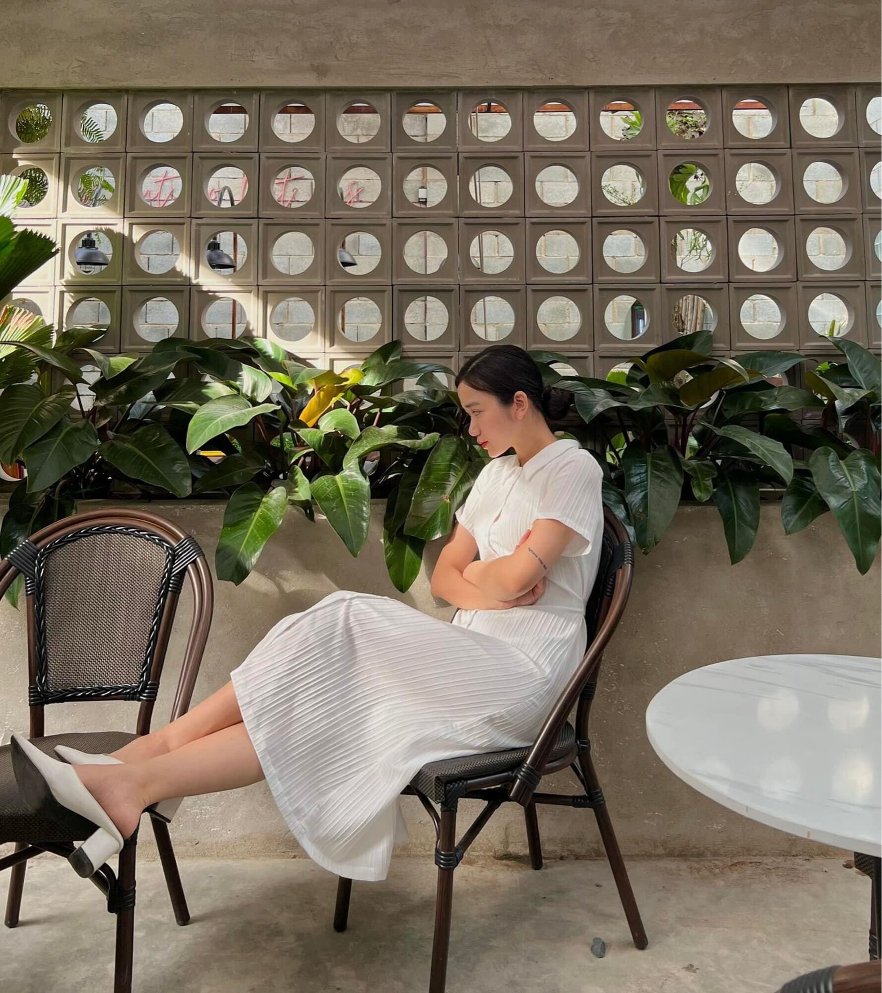 Đầm cổ sơ mi dáng middi dây thắt eo - Khiết