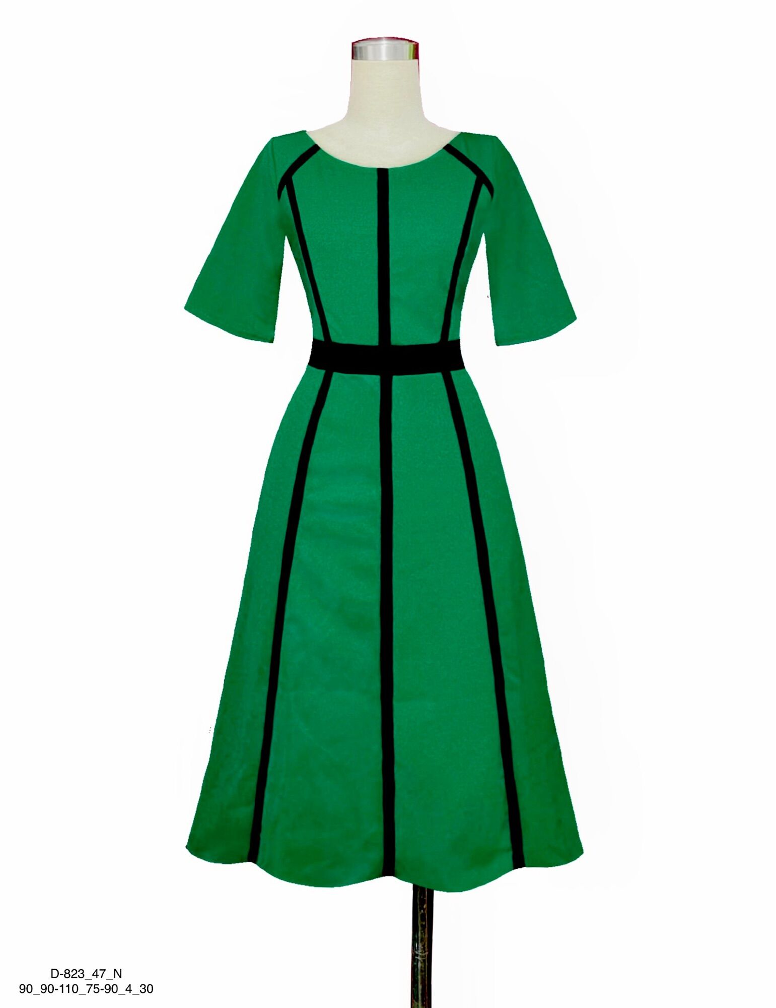 Đầm xoè phối viền d-823