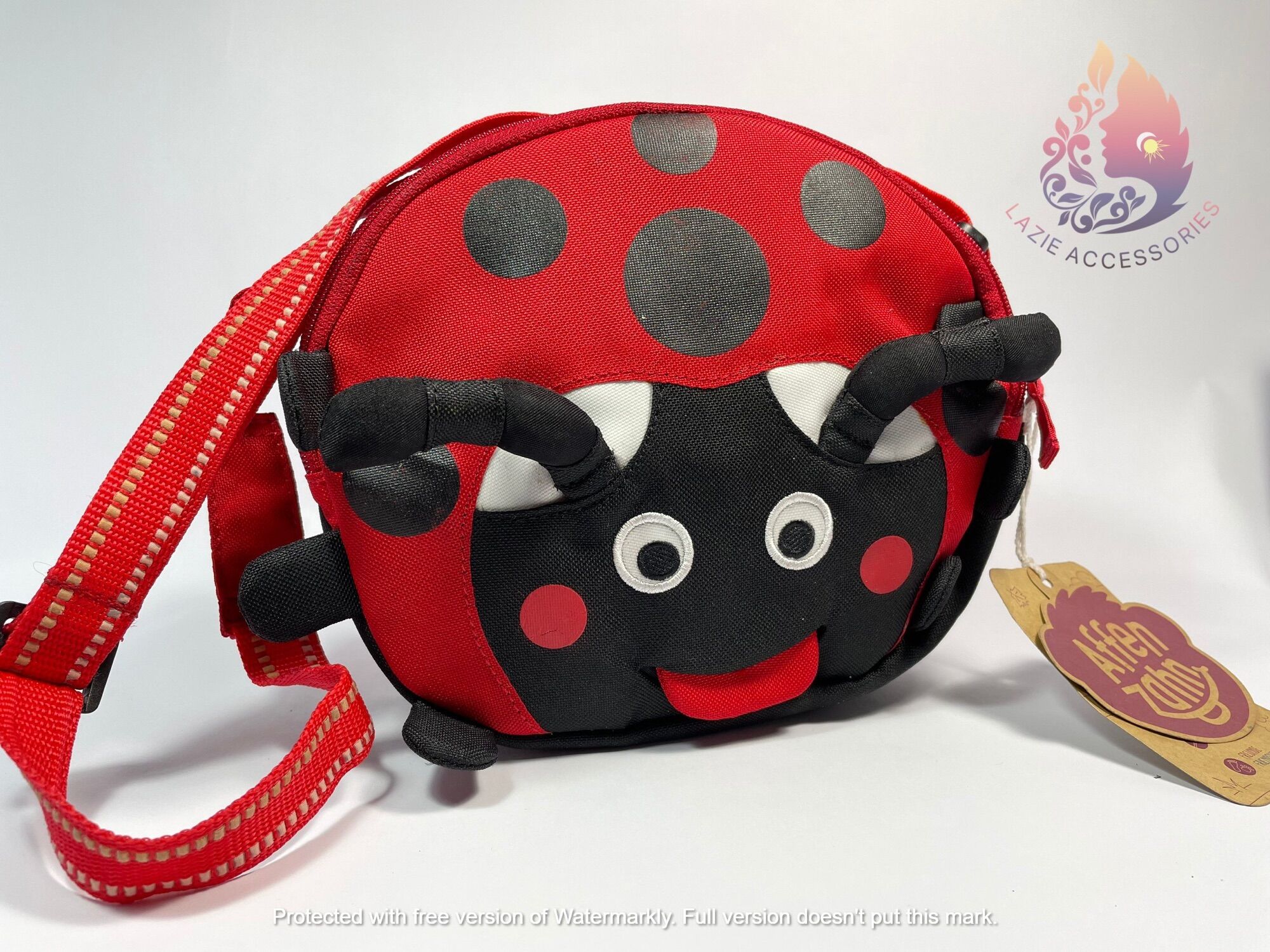 Túi đeo vai trẻ em siêu đáng yêu _little ladybug