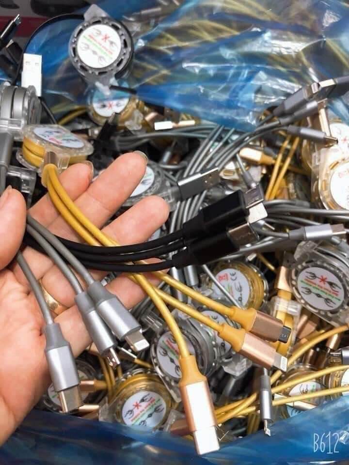 cáp xạc dây rút 3 đầu